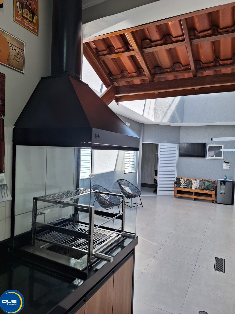 Casa à venda com 3 quartos, 150m² - Foto 8