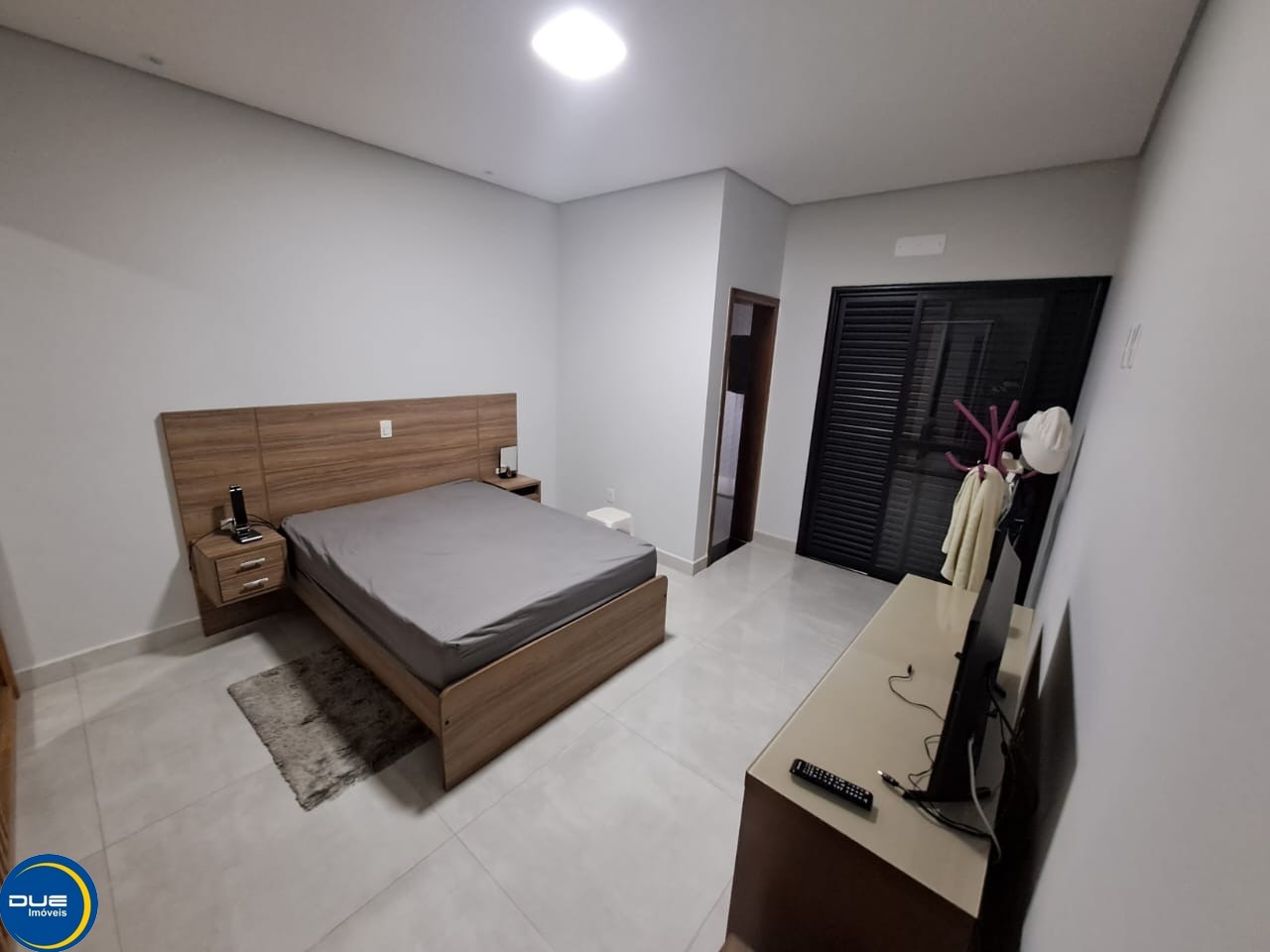 Casa à venda e aluguel com 3 quartos, 150m² - Foto 18