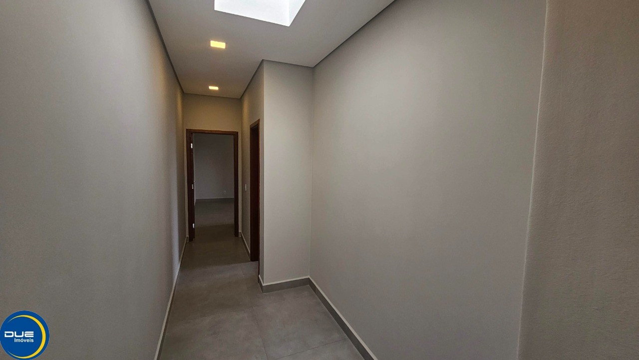 Casa à venda com 3 quartos, 300m² - Foto 25