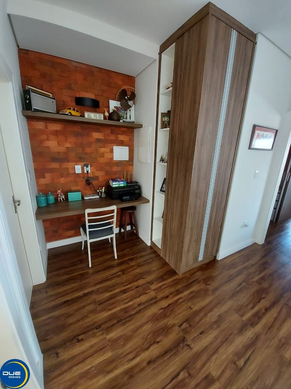 Casa à venda com 3 quartos, 250m² - Foto 10