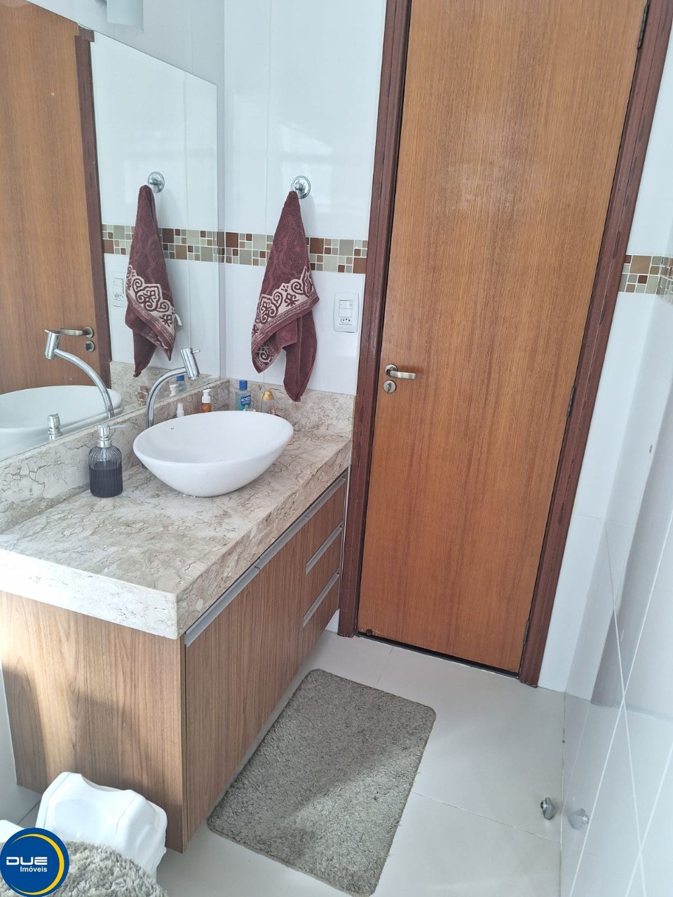 Casa à venda com 3 quartos, 150m² - Foto 14