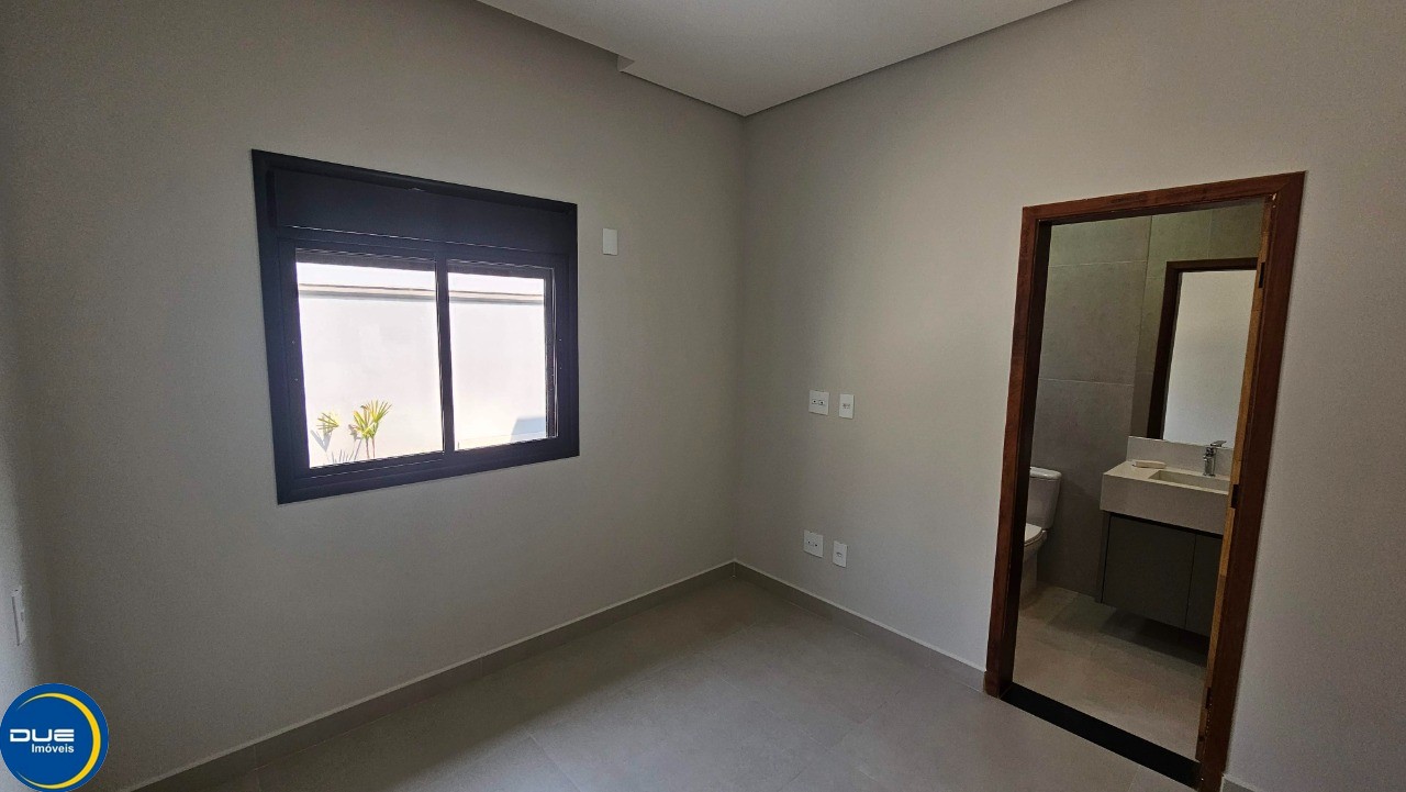 Casa à venda com 3 quartos, 300m² - Foto 24