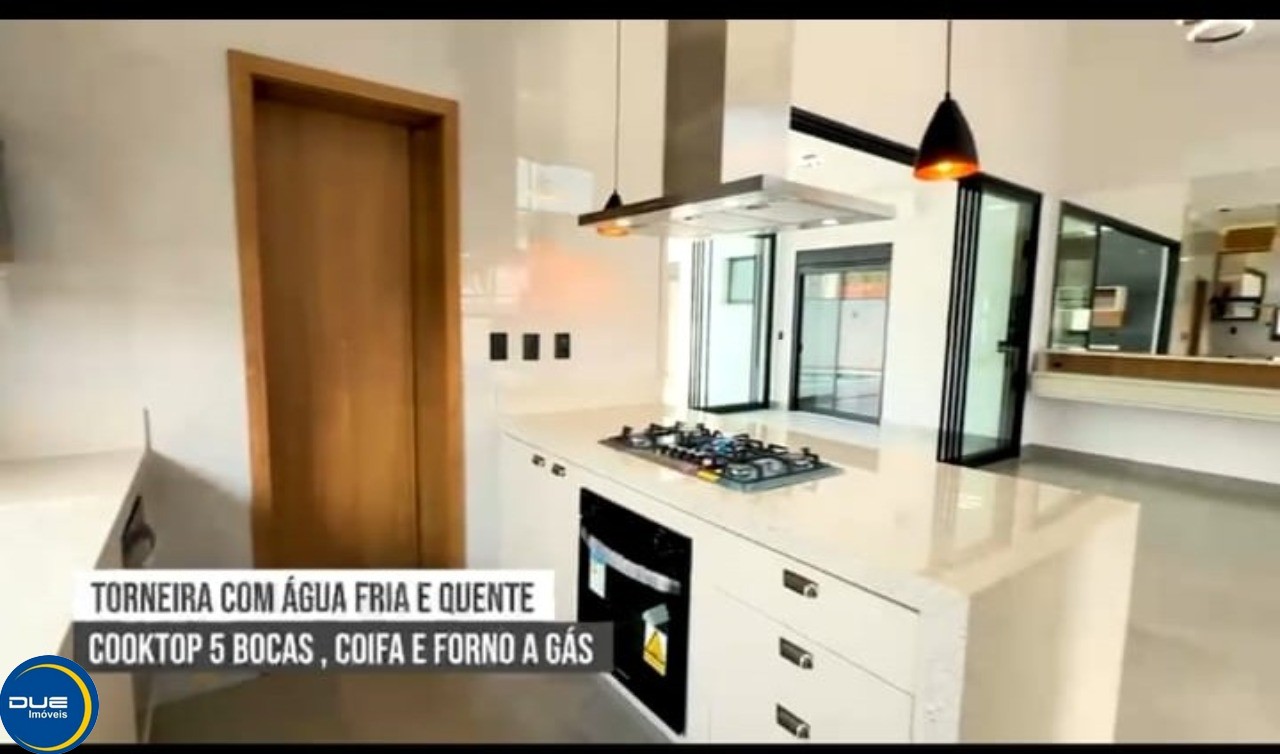 Casa à venda com 3 quartos, 331m² - Foto 7