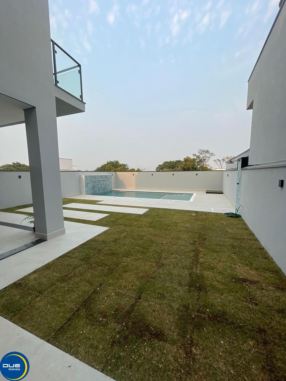 Casa à venda com 3 quartos, 306m² - Foto 7