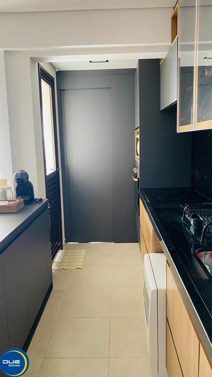 Apartamento à venda com 3 quartos, 99m² - Foto 13