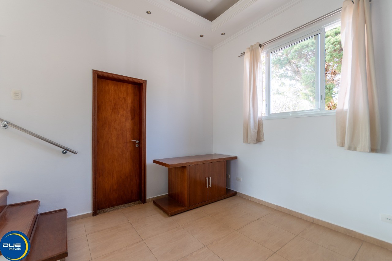 Fazenda à venda com 5 quartos, 450m² - Foto 4