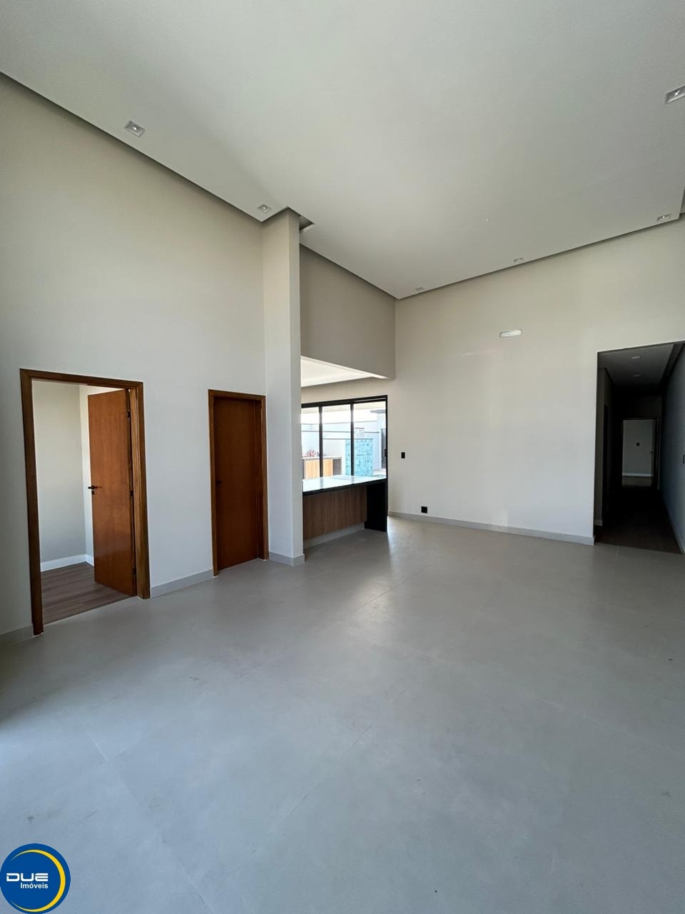 Casa à venda com 3 quartos, 300m² - Foto 11