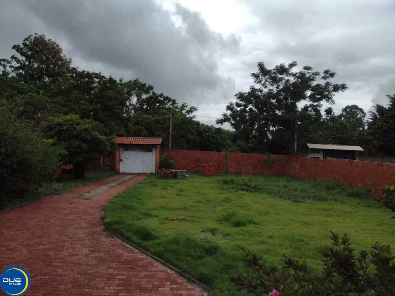 Fazenda à venda com 2 quartos, 1000m² - Foto 4