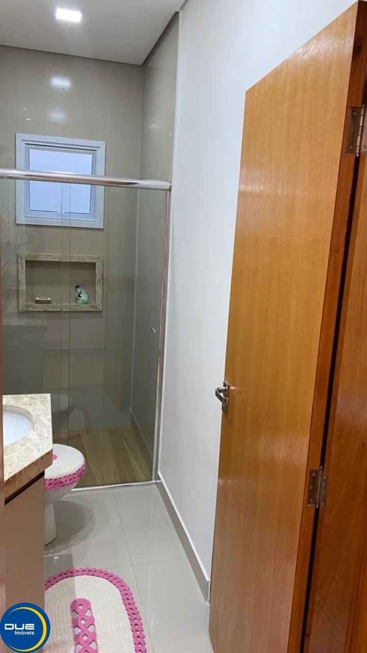 Casa à venda com 3 quartos, 207m² - Foto 15