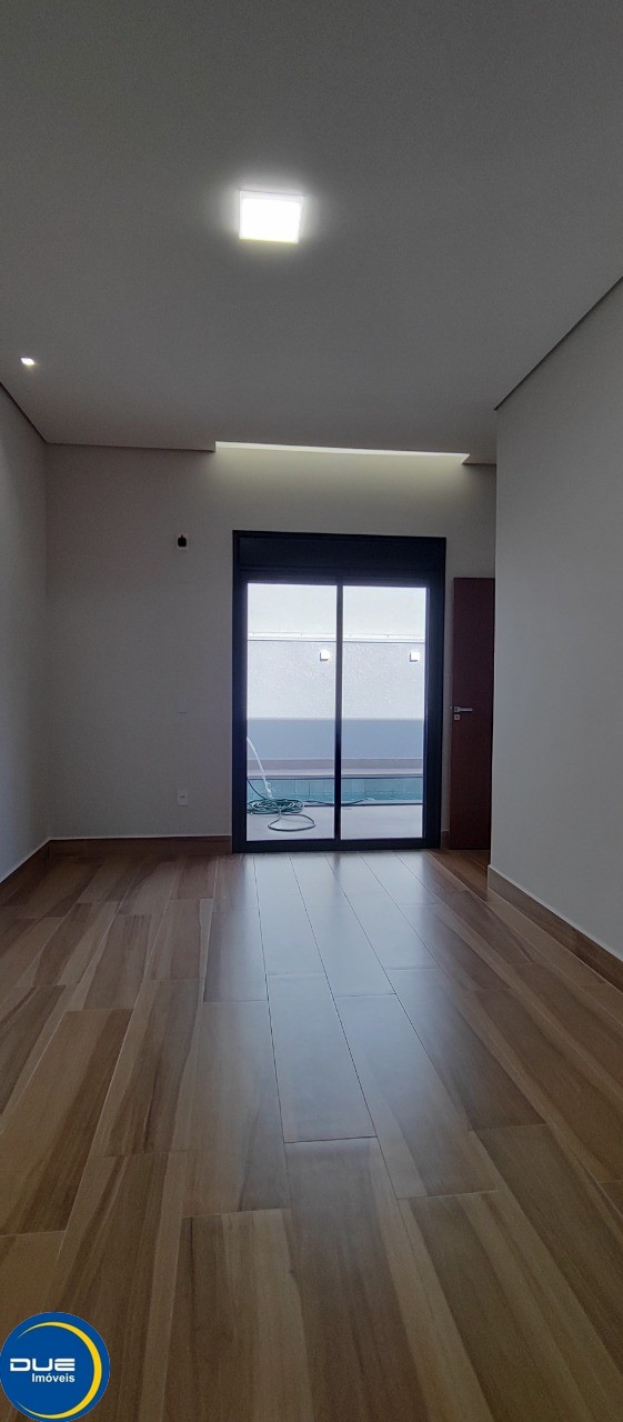 Casa à venda com 3 quartos, 300m² - Foto 36