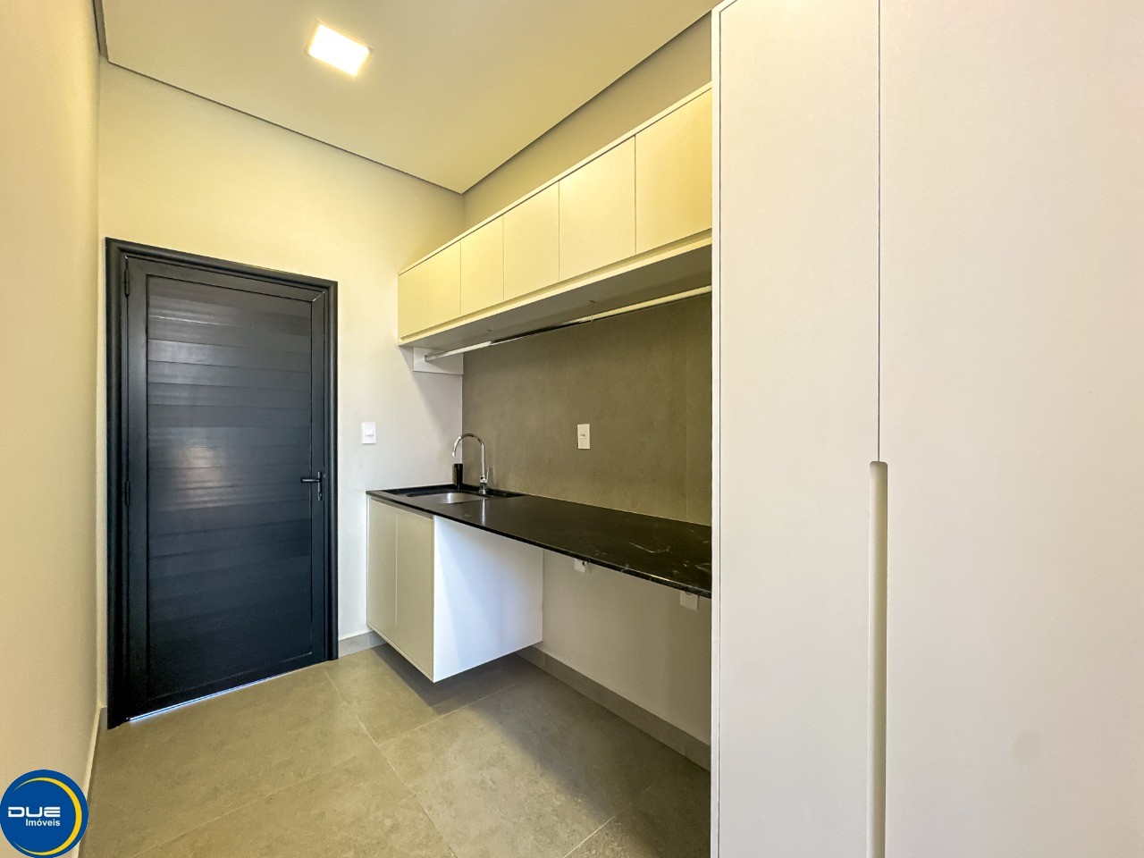 Casa à venda com 3 quartos, 300m² - Foto 19