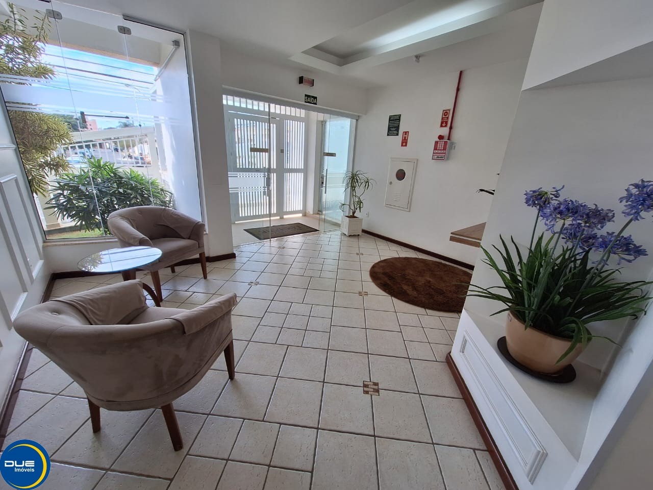 Apartamento à venda com 3 quartos, 96m² - Foto 9