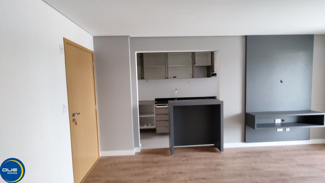 Apartamento à venda com 2 quartos, 77m² - Foto 31