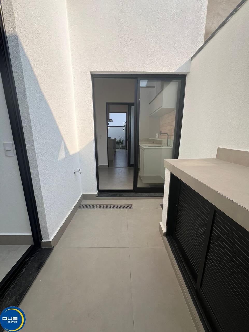 Casa à venda com 3 quartos, 250m² - Foto 32