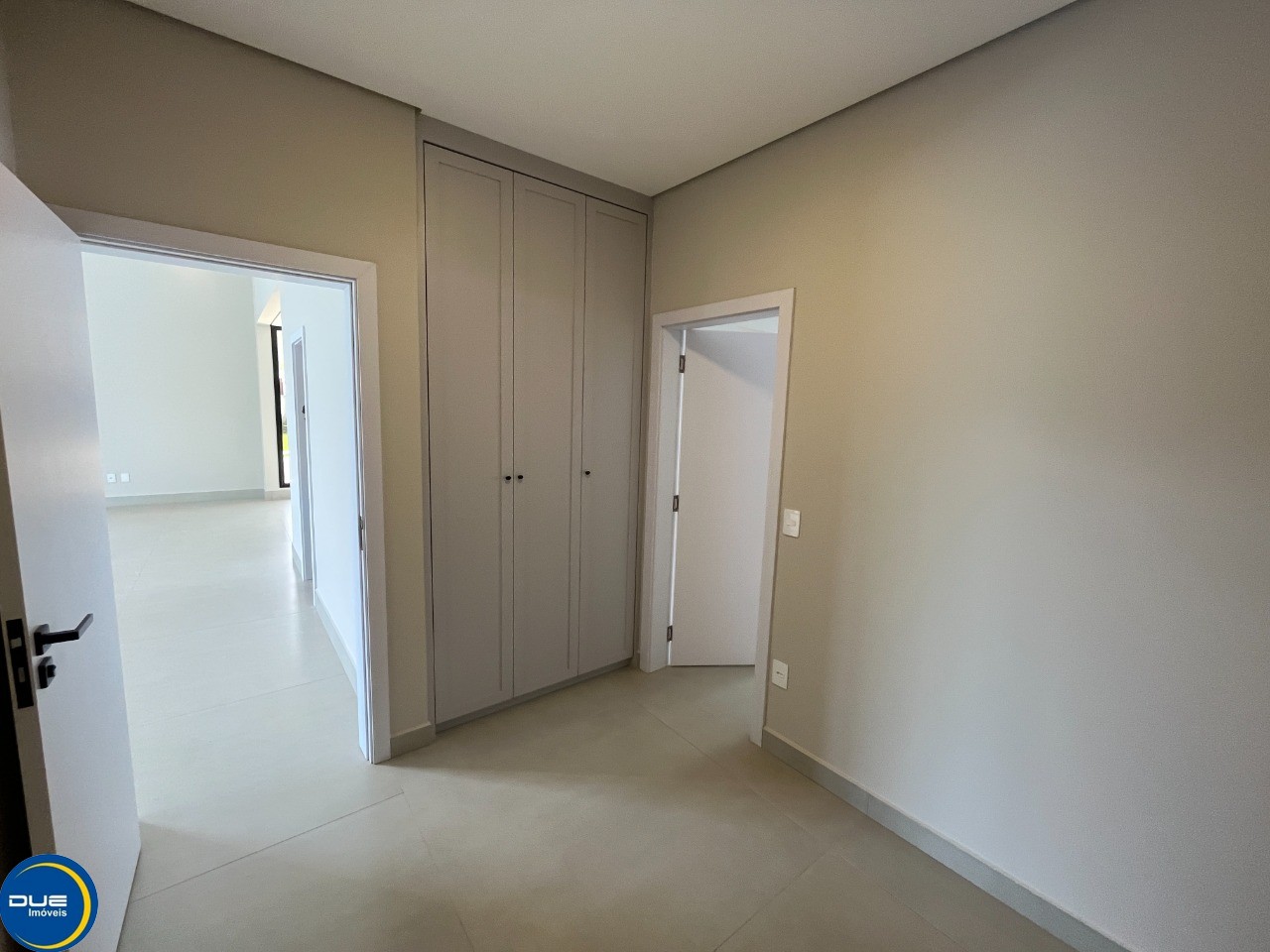 Casa à venda com 3 quartos, 344m² - Foto 19