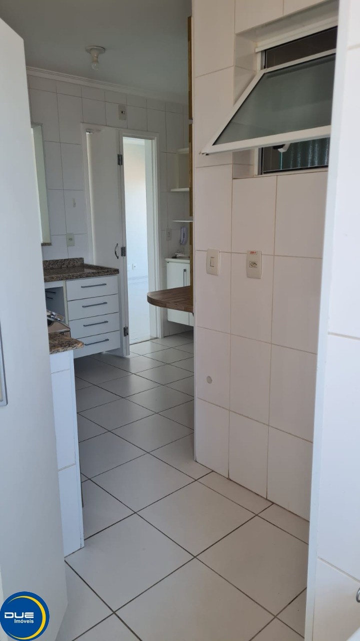 Apartamento à venda com 3 quartos, 84m² - Foto 11