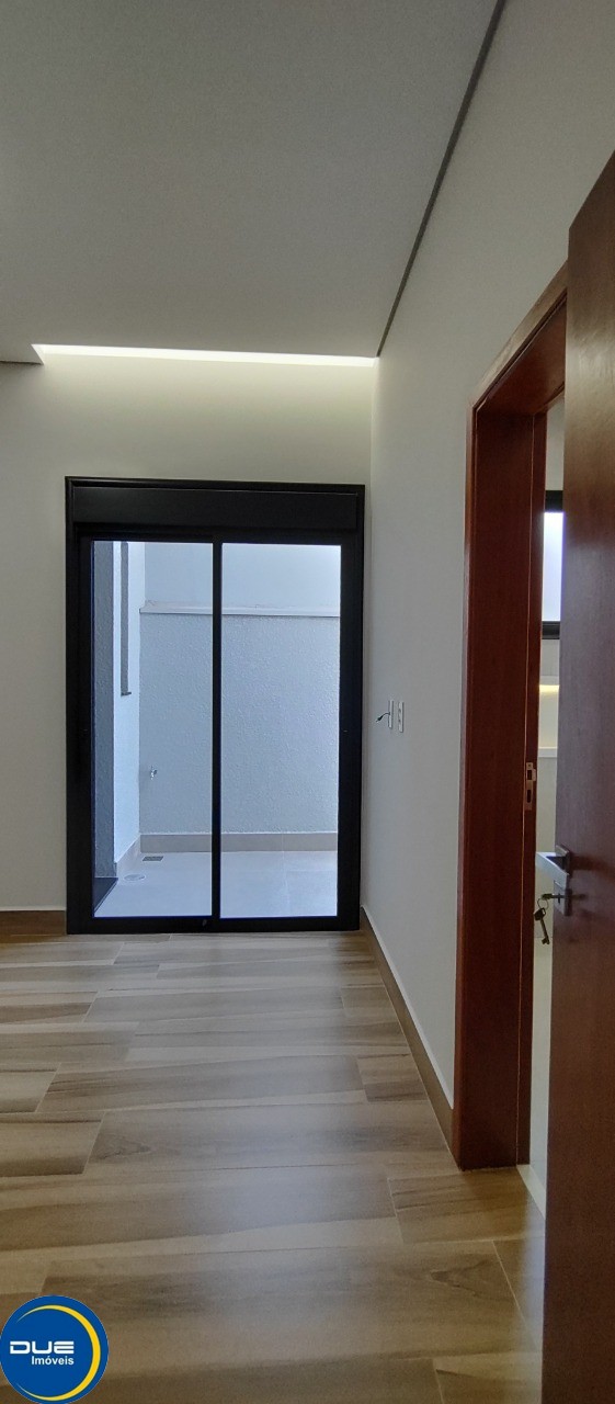 Casa à venda com 3 quartos, 300m² - Foto 22