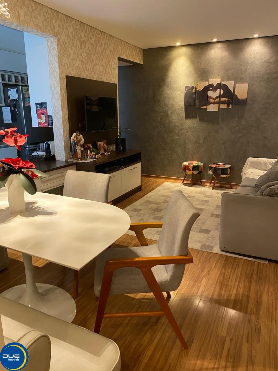 Apartamento à venda com 3 quartos, 84m² - Foto 4