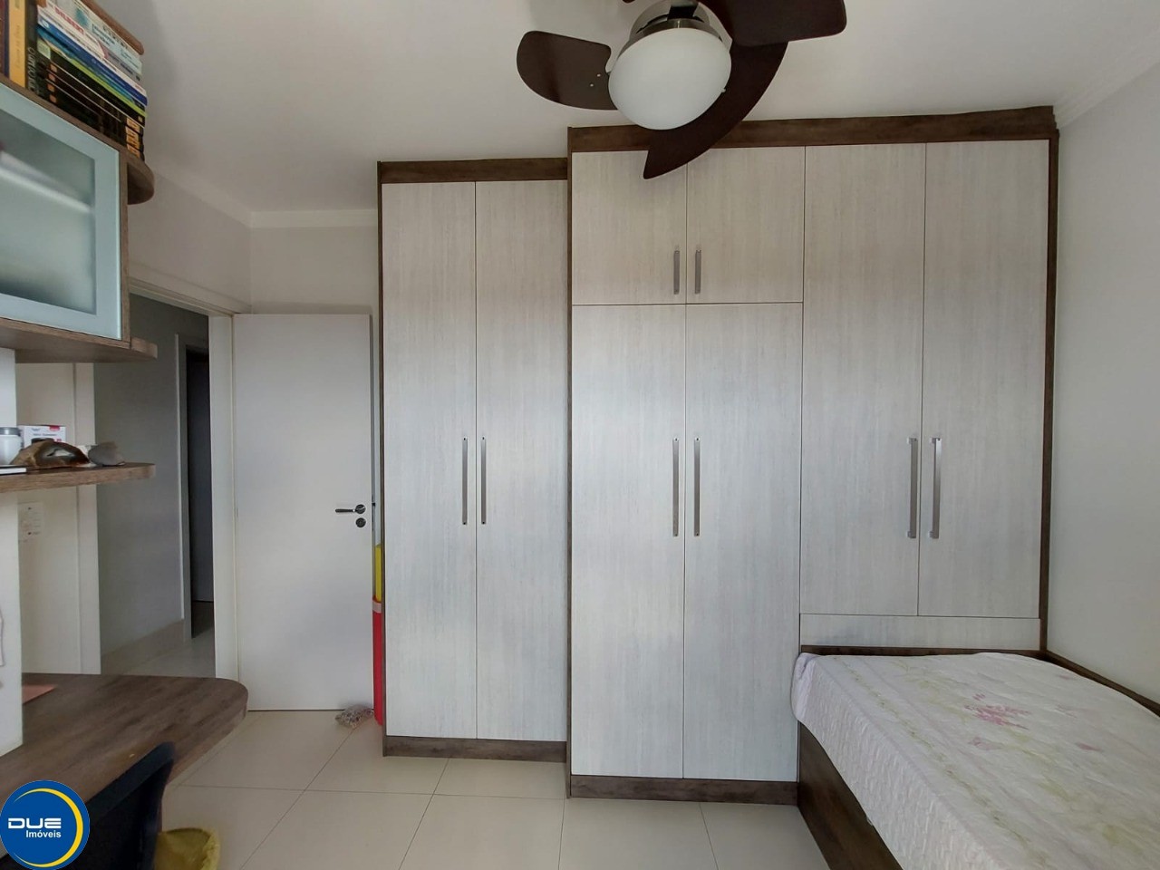 Apartamento à venda com 3 quartos, 98m² - Foto 27