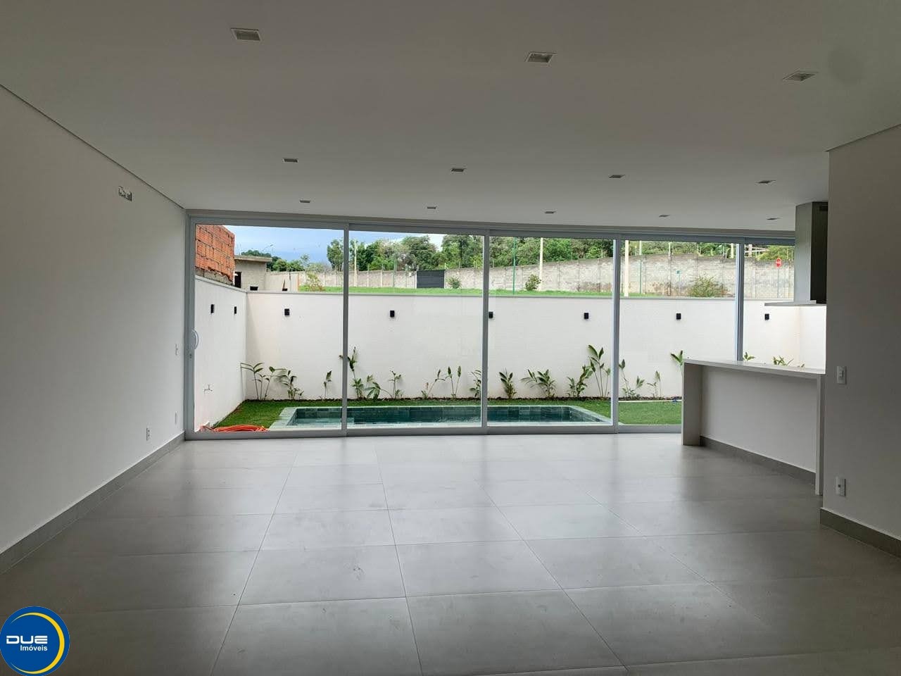 Casa à venda com 3 quartos, 300m² - Foto 34