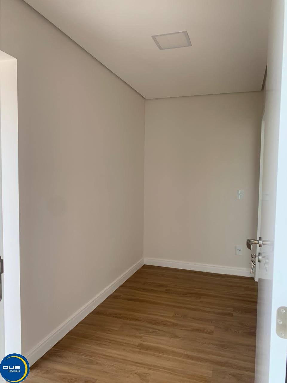 Casa à venda com 3 quartos, 300m² - Foto 13