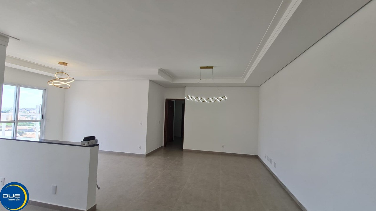 Apartamento à venda com 3 quartos, 94m² - Foto 14