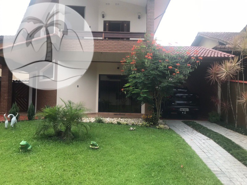 Casa à venda com 3 quartos, 500m² - Foto 1