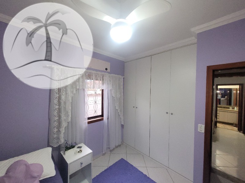 Casa à venda com 4 quartos, 350m² - Foto 11