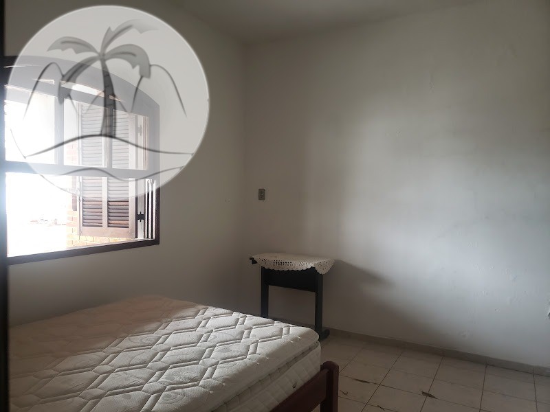 Casa à venda com 2 quartos, 90m² - Foto 18