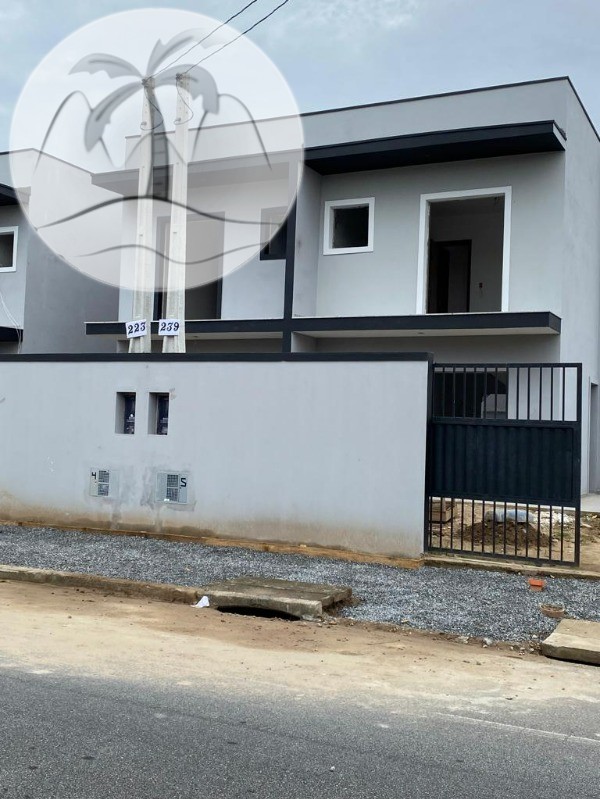 Casa à venda e aluguel com 2 quartos, 100m² - Foto 4