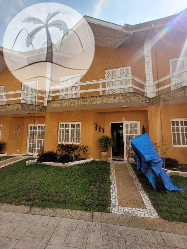 Casa à venda com 3 quartos, 138m² - Foto 1