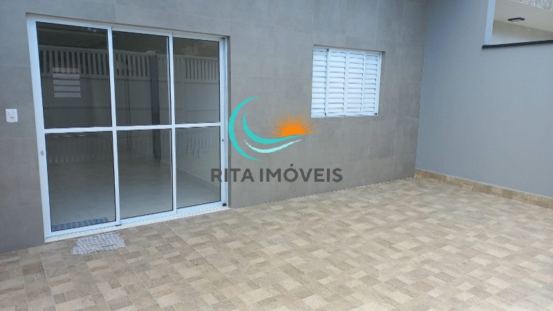 Casa à venda com 2 quartos, 64m² - Foto 2