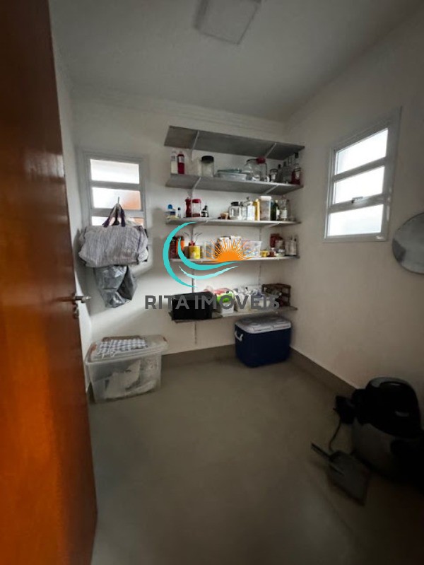 Casa à venda com 3 quartos, 270m² - Foto 19