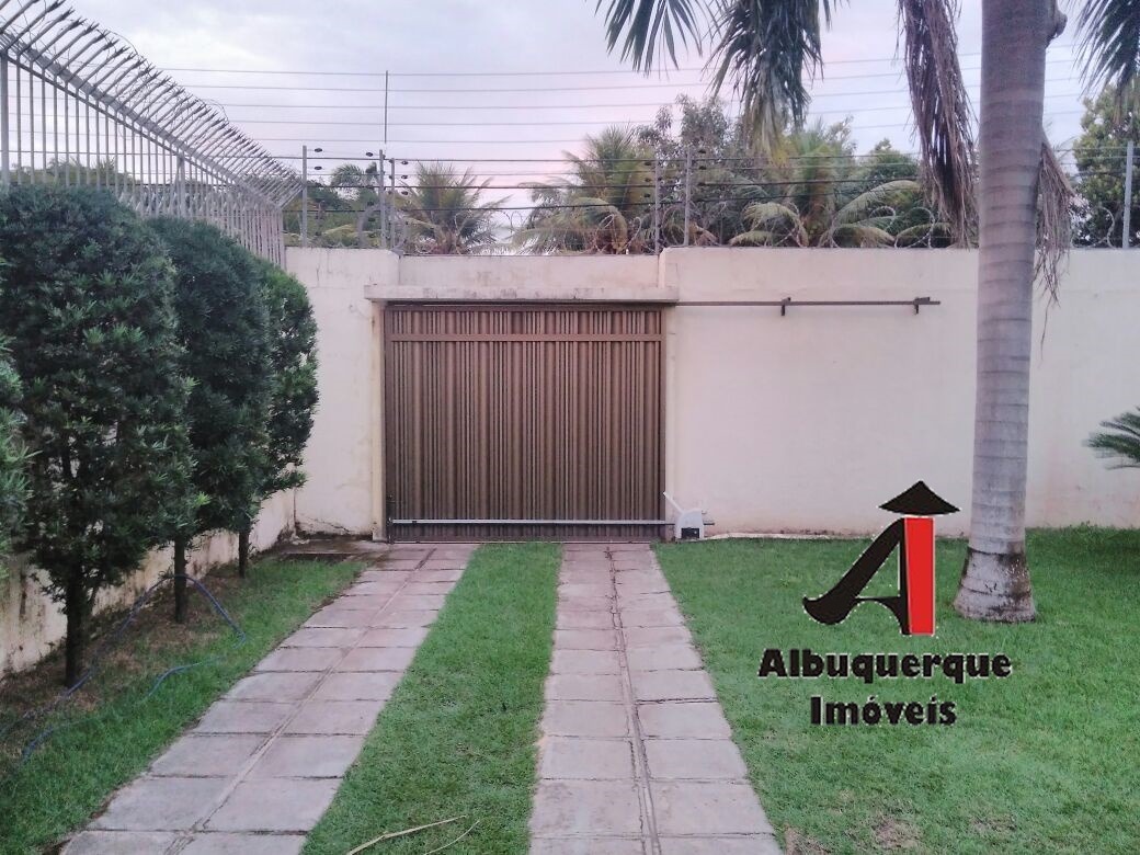 Casa para alugar com 3 quartos, 800m² - Foto 4