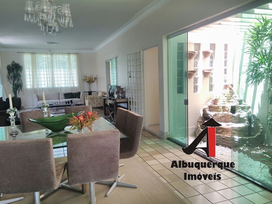 Casa para alugar com 3 quartos, 800m² - Foto 8