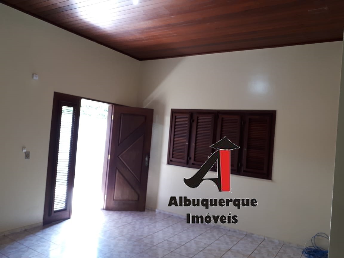 Casa à venda com 4 quartos, 350m² - Foto 5