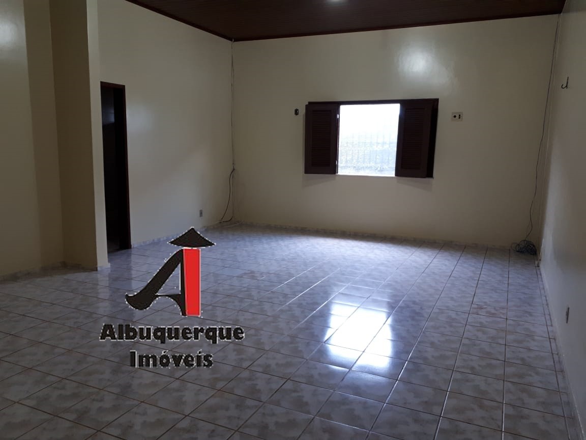 Casa à venda com 4 quartos, 350m² - Foto 6