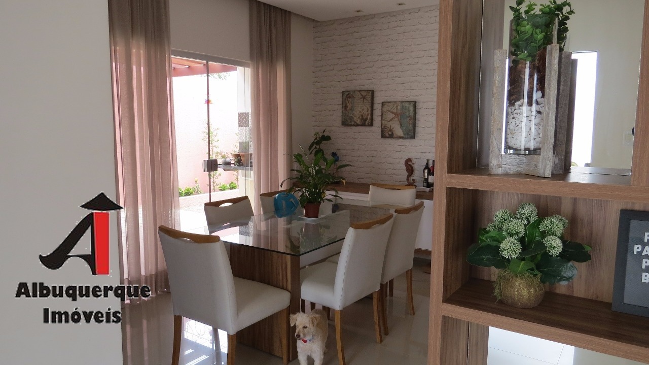 Casa à venda com 3 quartos, 150m² - Foto 4