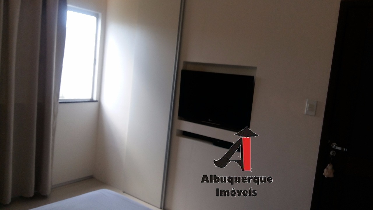 Casa à venda com 3 quartos, 150m² - Foto 11