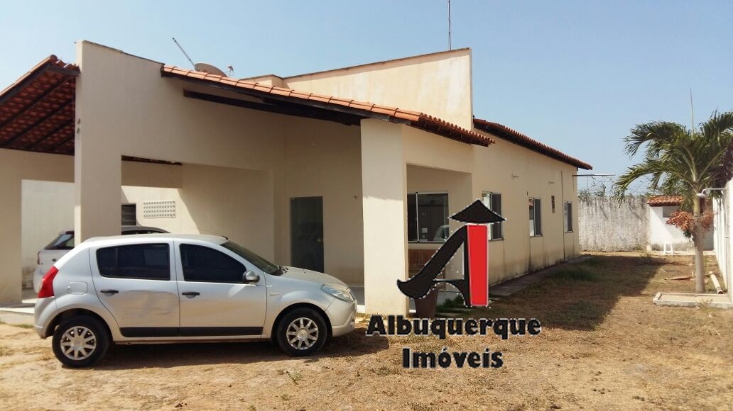 Casa à venda com 3 quartos, 150m² - Foto 3