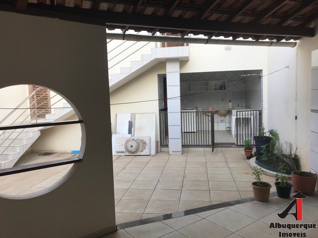 Prédio Inteiro à venda com 3 quartos, 300m² - Foto 14