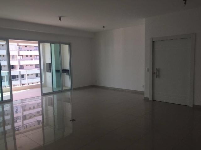 Apartamento à venda com 4 quartos, 150m² - Foto 7