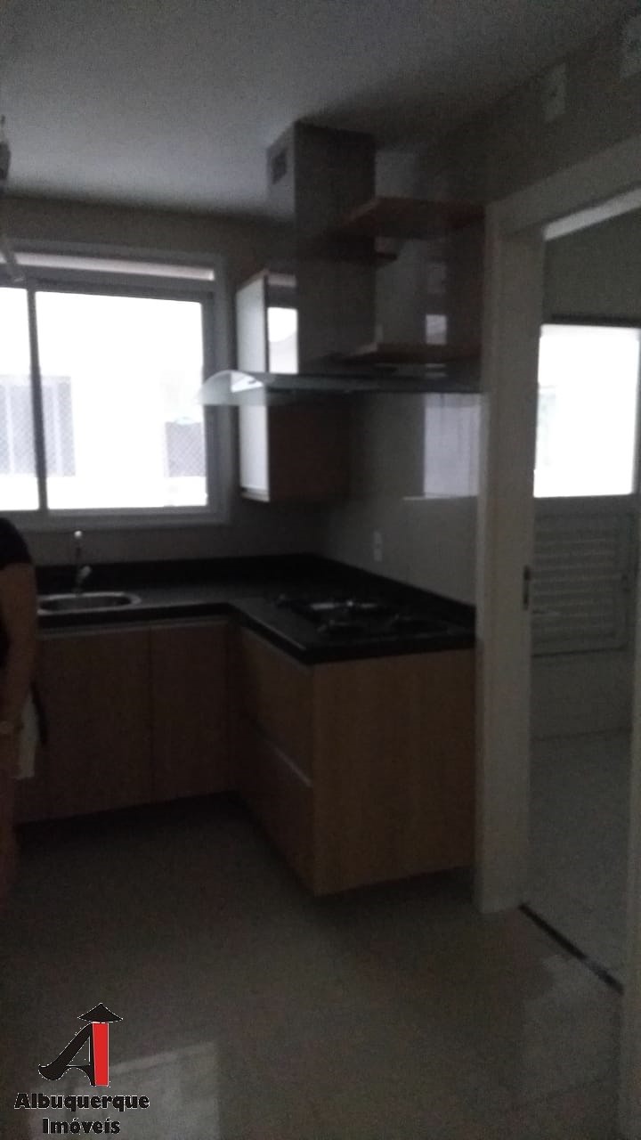 Apartamento para alugar com 3 quartos, 76m² - Foto 2