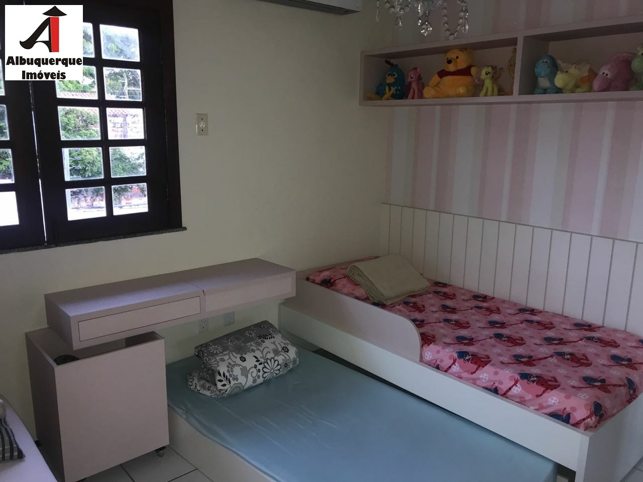 Casa à venda com 3 quartos, 250m² - Foto 16