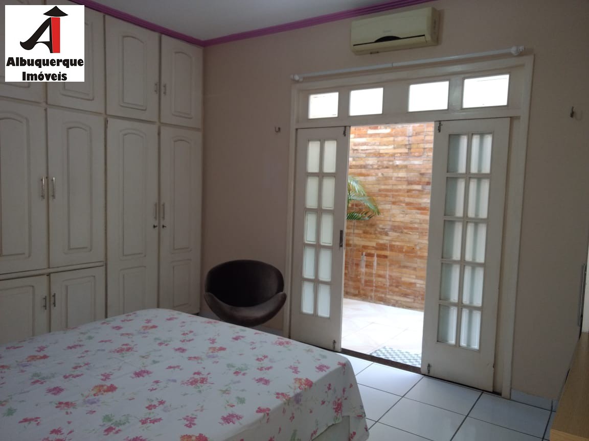 Casa à venda com 3 quartos, 12m² - Foto 16