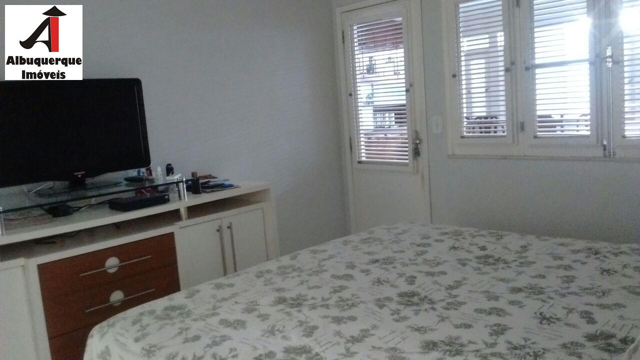 Casa à venda com 5 quartos, 380m² - Foto 18