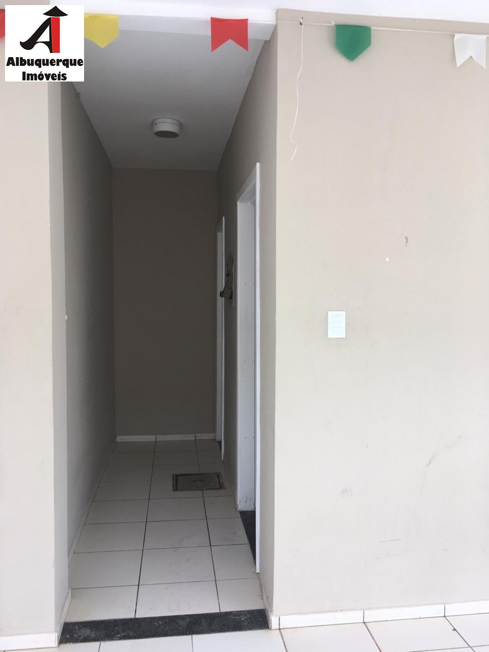 Casa à venda com 3 quartos, 189m² - Foto 11