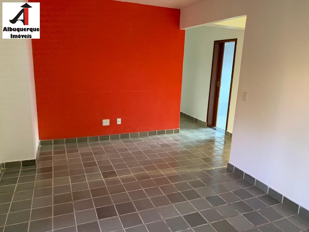 Apartamento à venda com 3 quartos, 98m² - Foto 2