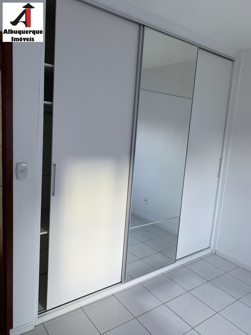 Apartamento à venda com 3 quartos, 98m² - Foto 8