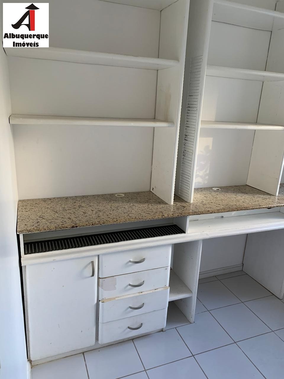 Apartamento à venda com 3 quartos, 98m² - Foto 10